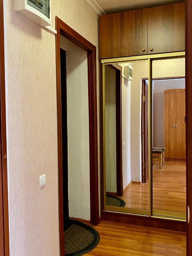 Квартира 1-Комнатная - До Моря 2 Мин - В Центре Sochumi Exterior foto